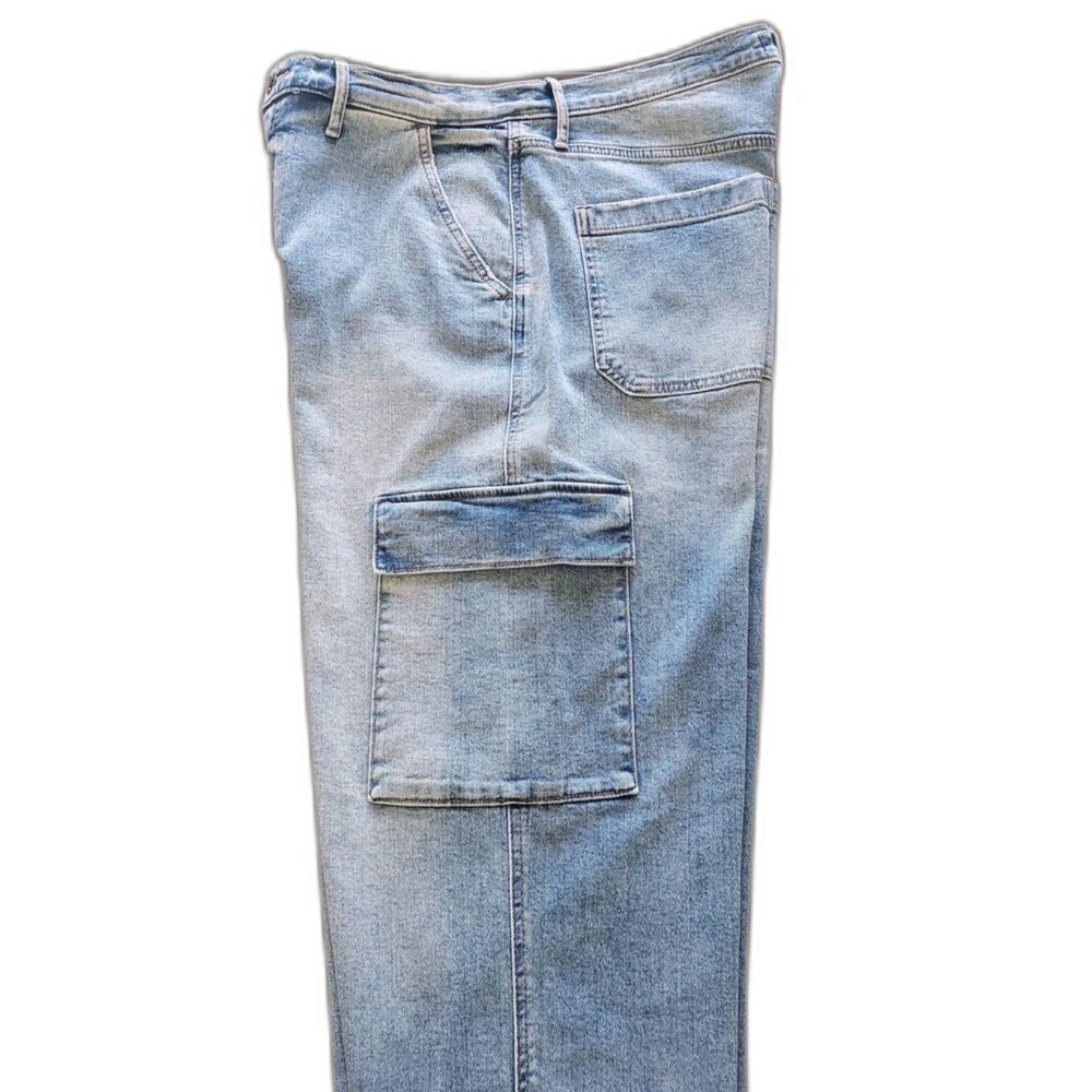 Jessica Simpson - Wide Leg Cargo Jeans - High-Rise - Light-Wash Denim - Size 12 - Picture 2 of 8